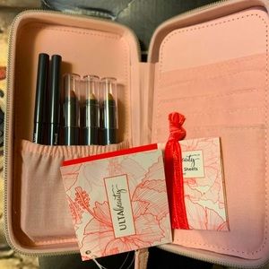 Ulta Beauty 8 Piece Clutch Spring Set